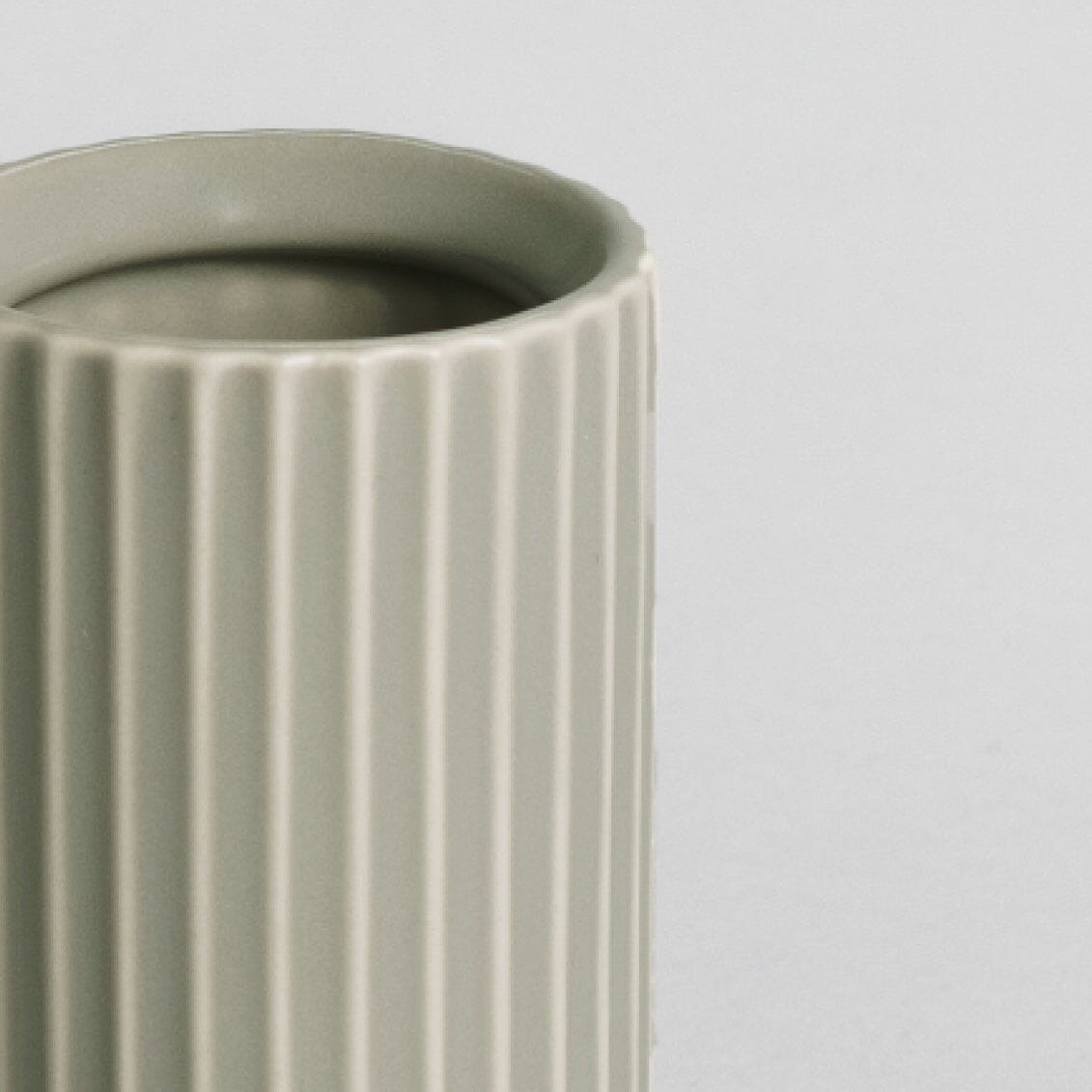 Short Bud Vase